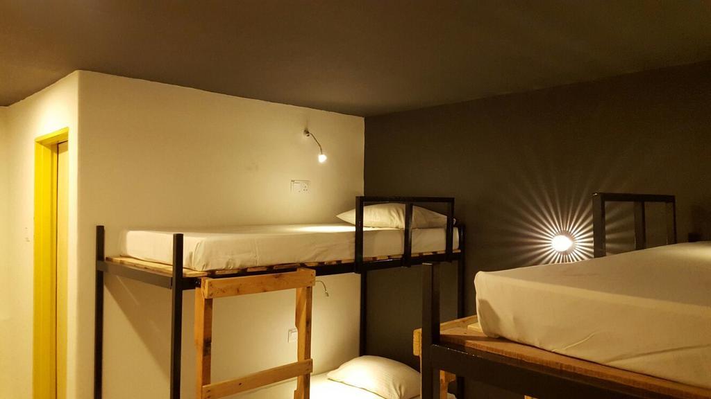 Revopackers Beds And Bunks Hostel Kuala Lumpur Bilik gambar